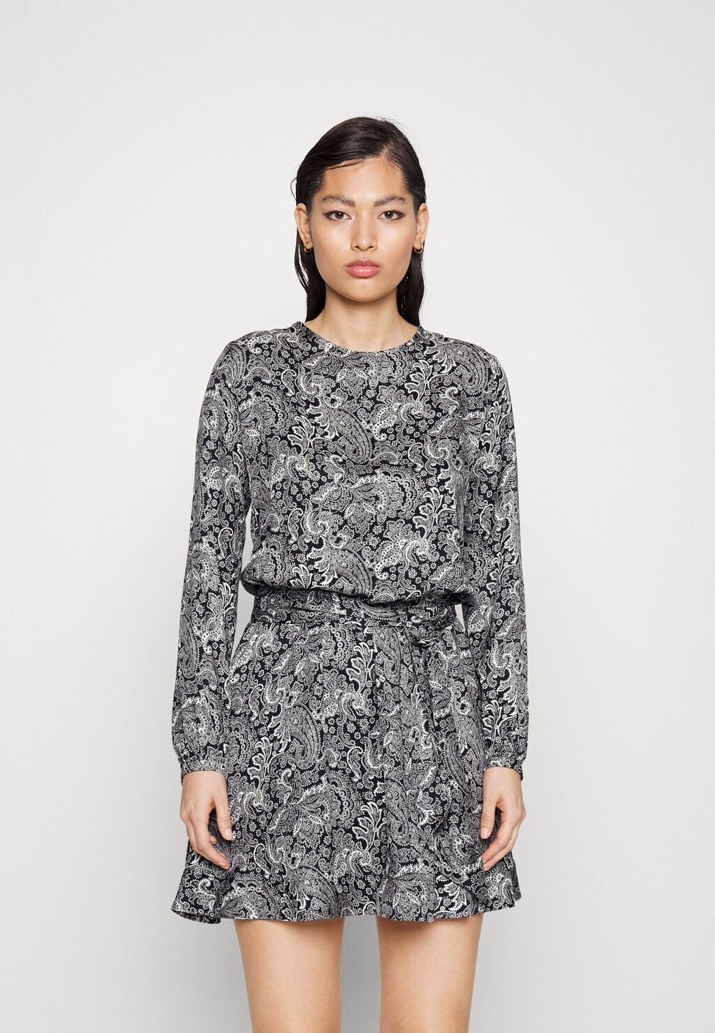 

Летнее платье The Kooples, черный