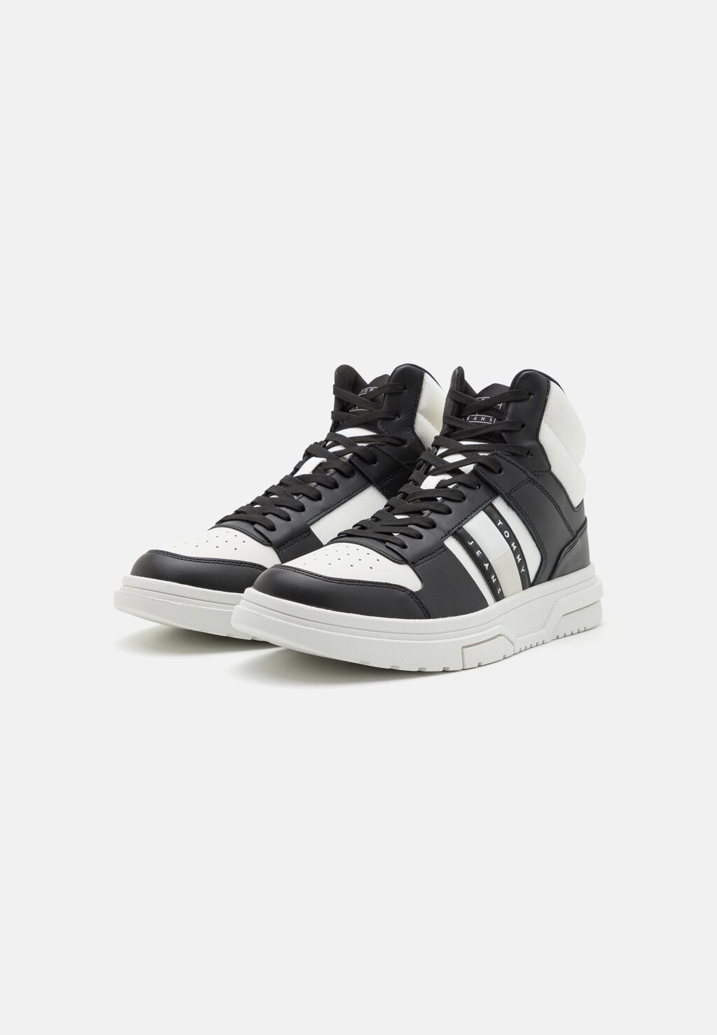 

Кроссовки THE BROOKLYN Tommy Hilfiger, черный