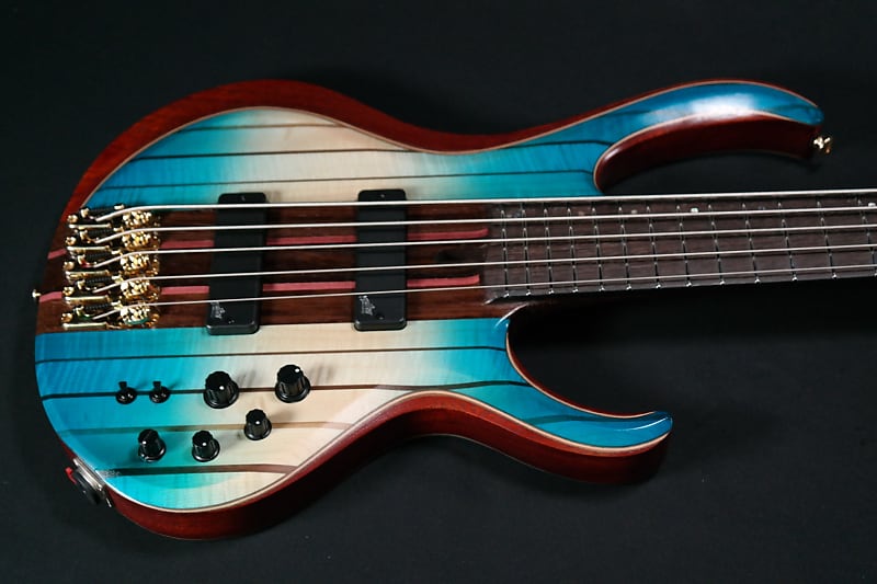 цена Басс гитара Ibanez BTB1935 BTB Premium 5-String Bass, Panga Fretboard, Caribbean Islet Low Gloss - 106