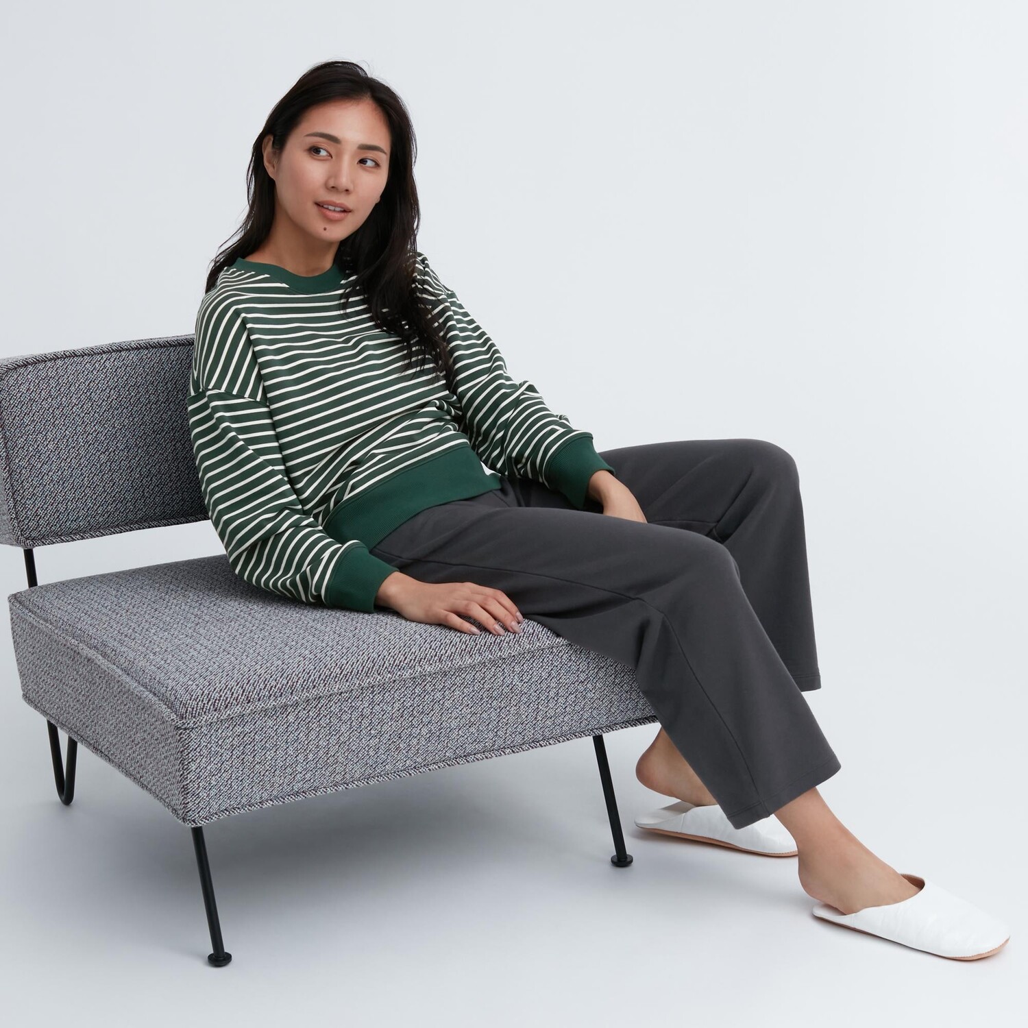 

Ультраэластичный комплект (длинный рукав) UNIQLO, темно-зеленый