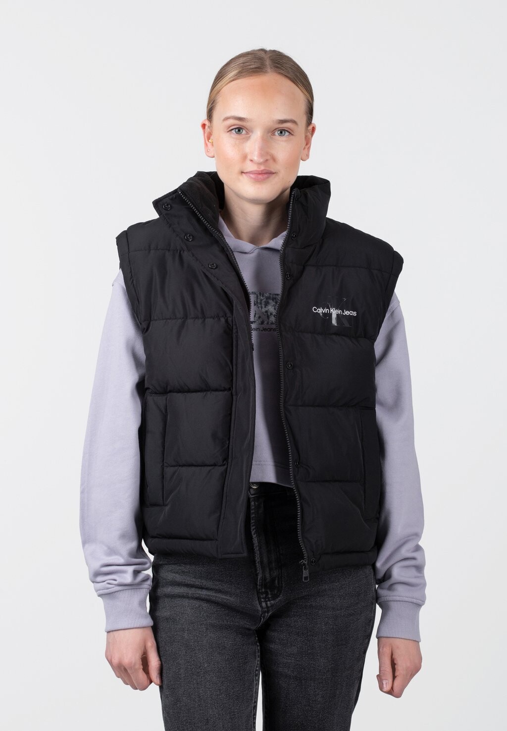 

Жилет Calvin Klein, черный