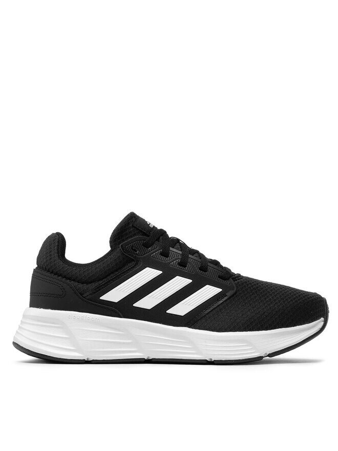 

Кроссовки Adidas, черный