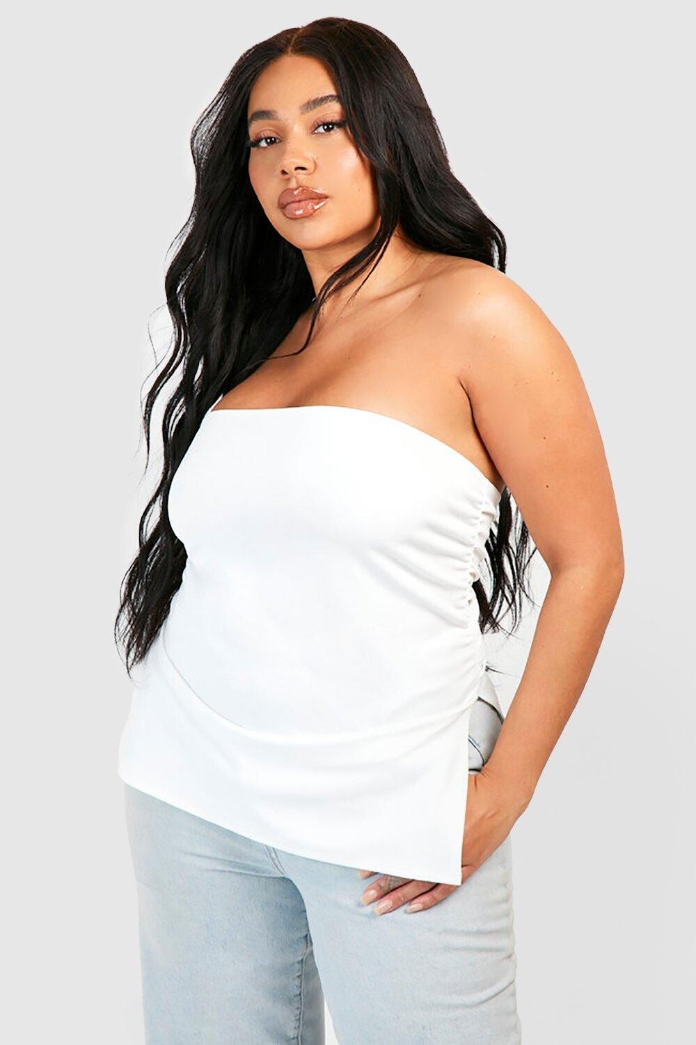 

Длинный топ plus со сборками Boohoo, белый