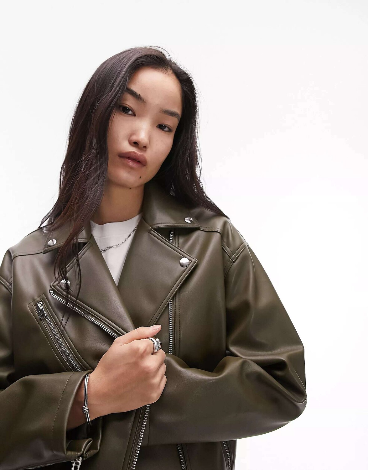 

Куртка оверсайз из искусственной кожи Topshop цвета хаки