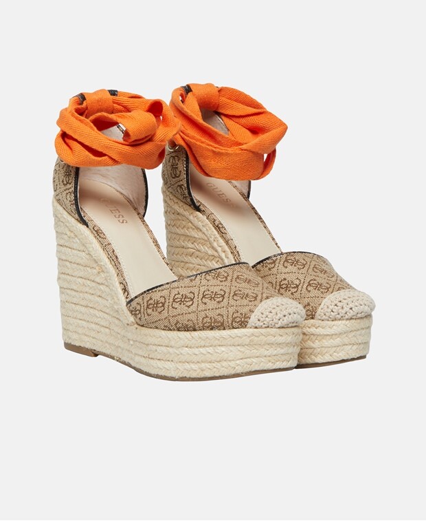 

Клиновые туфли Guess, бежевый