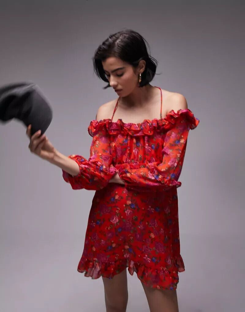 

Красное мини-платье Topshop с открытыми плечами и цветочным принтом