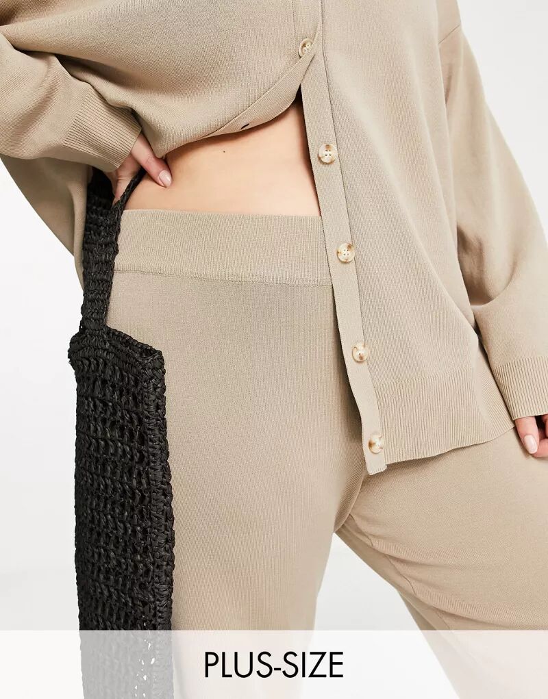 Трикотажные расклешенные брюки темно-серого цвета Pretty Lavish Curve брюки женские трикотажные кабула мадам т серого цвета 42 размера