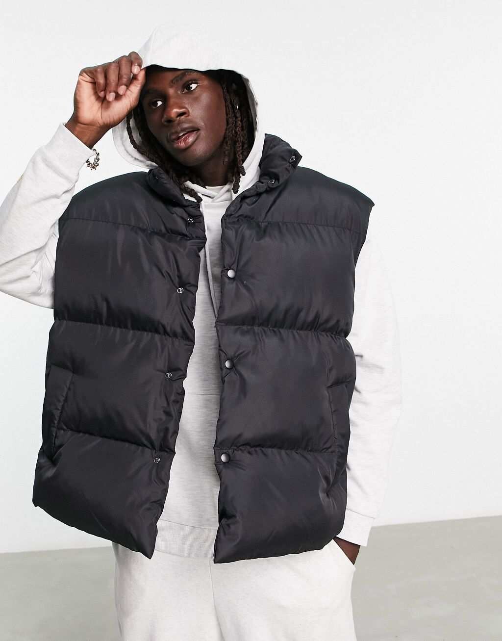 

Черный объемный пуховик ASOS DESIGN
