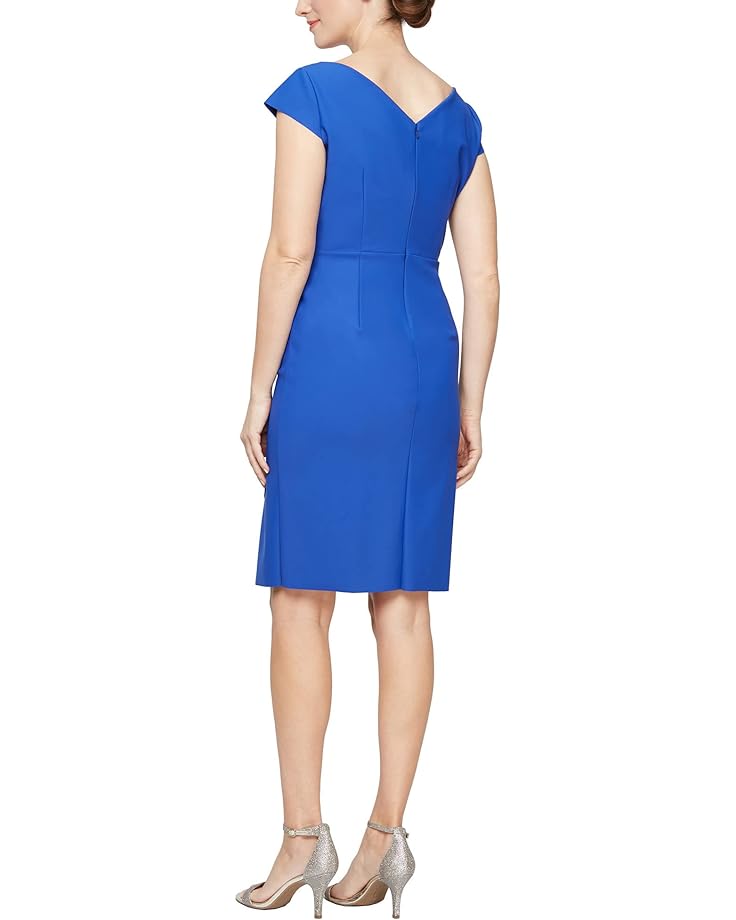 

Платье Alex Evenings Short Surplice Neckline Sheath Dress w/ Embellished Cascade Detail Skirt, цвет Royal