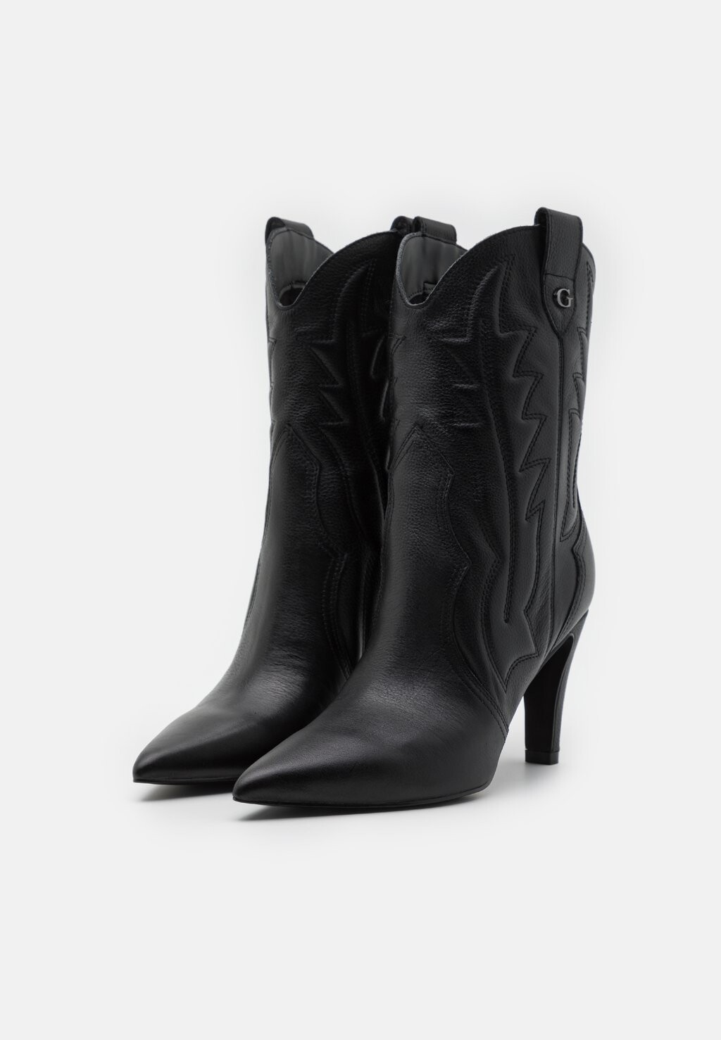 

Ботильоны на каблуке CALLE Guess, черный