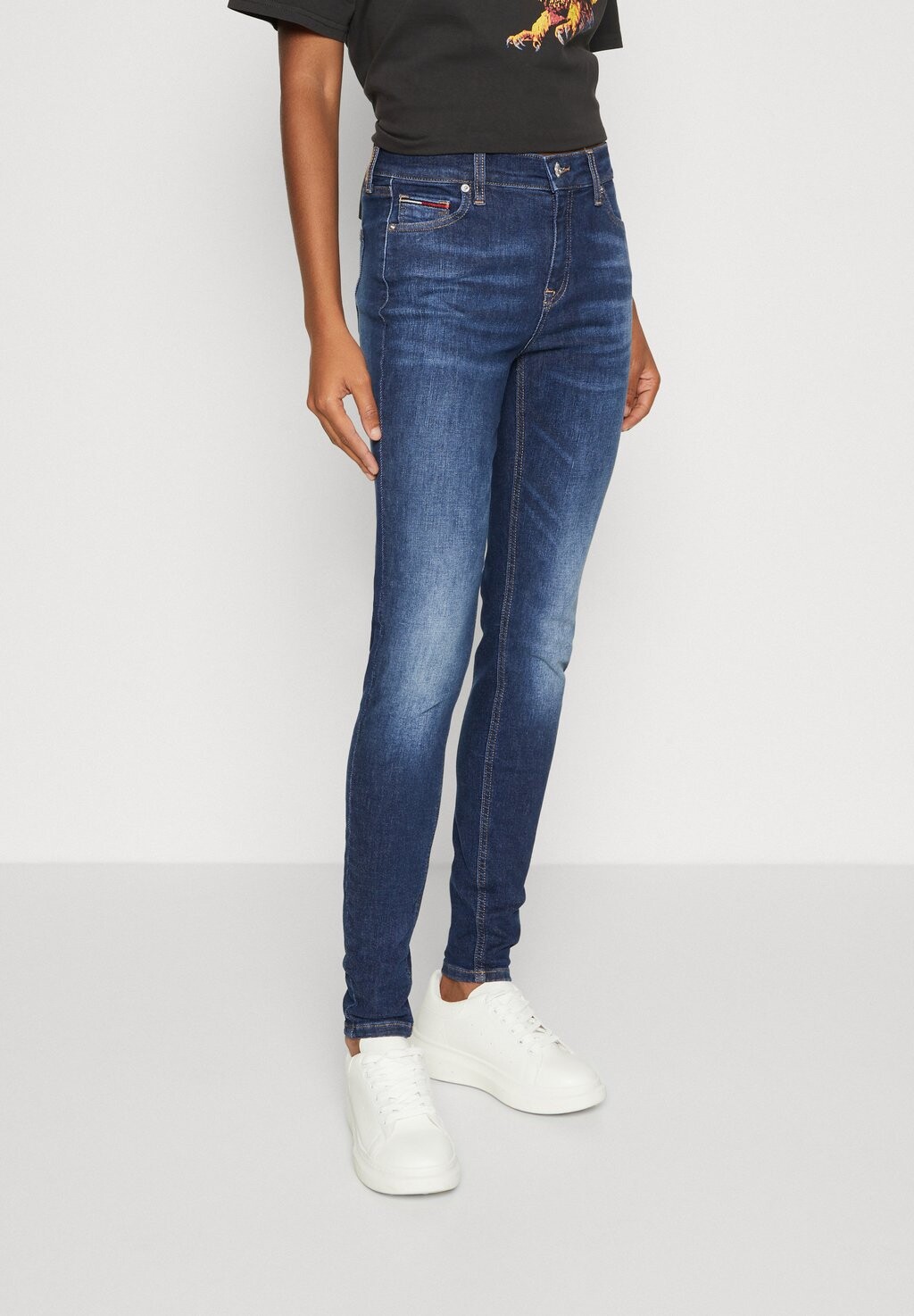 

Джинсы Skinny Fit Tommy Jeans NORA SKINNY, цвет denim dark