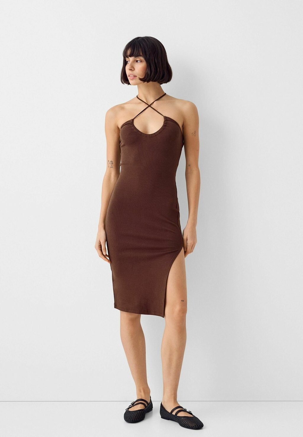 

Платье-футляр Bershka, коричневое, Коричневый