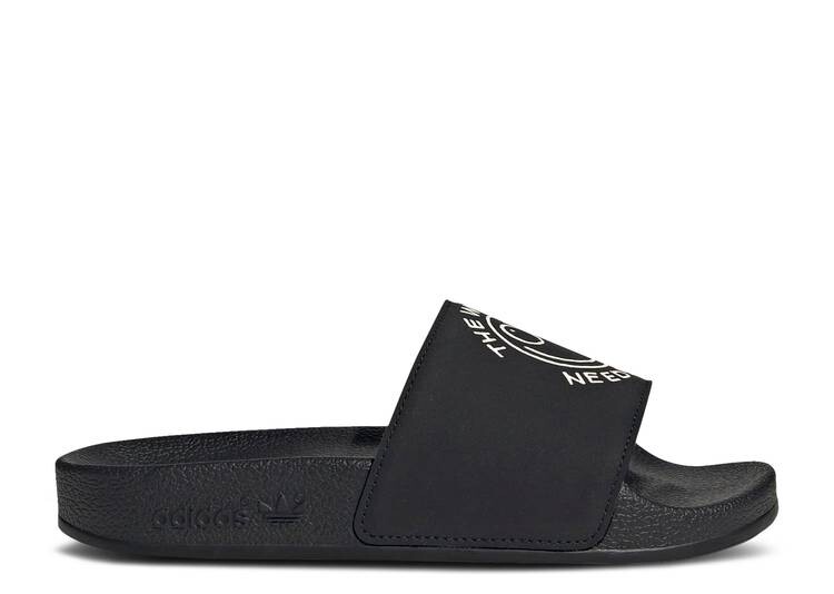 

Кроссовки Adidas ANDRÉ SARAIVA X ADILETTE SLIDE J 'THE WORLD NEEDS LOVE', черный