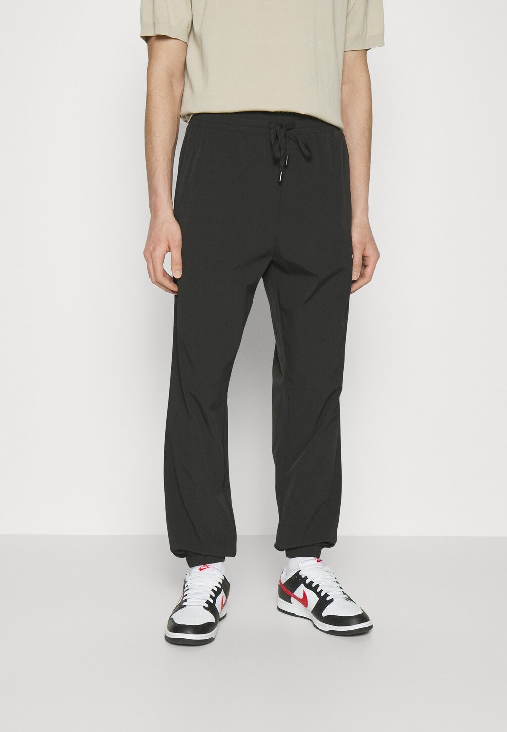 

Спортивные брюки CHARLIE PANTS Redefined Rebel, черный