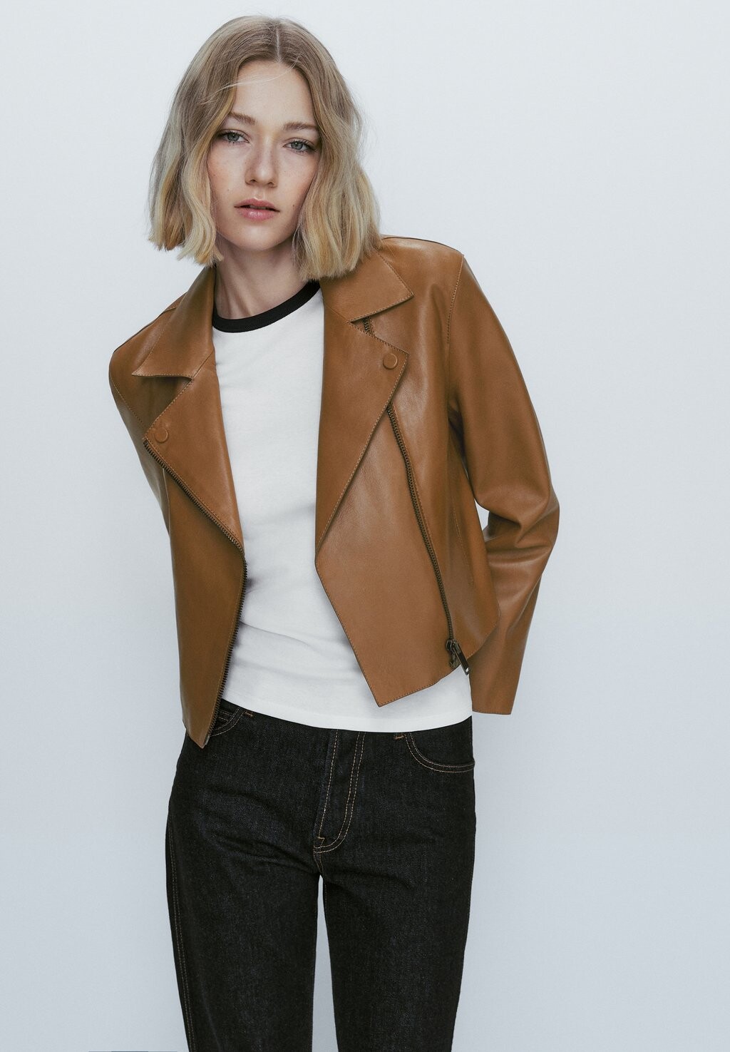

Кожаная куртка Massimo Dutti, коричневый