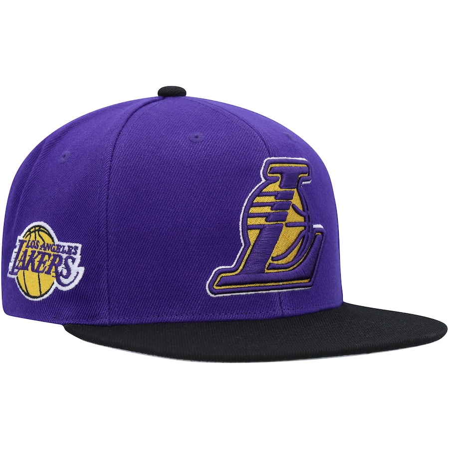 

Бейсболка Mitchell & Ness Los Angeles Lakers, фиолетовый