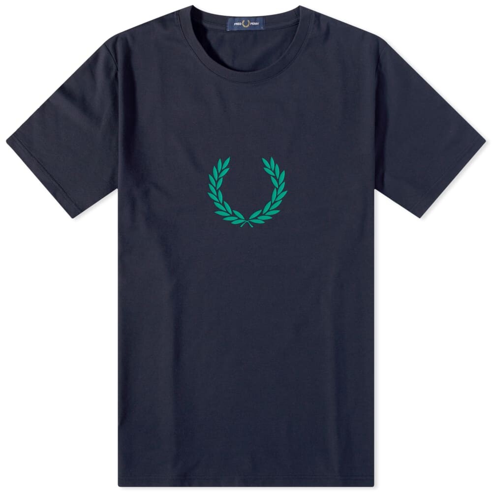 

Футболка Fred Perry с лавровым венком