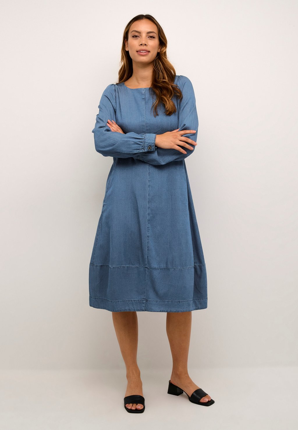 Джинсовое платье Cuarpa Antoinett Culture, цвет dark blue wash