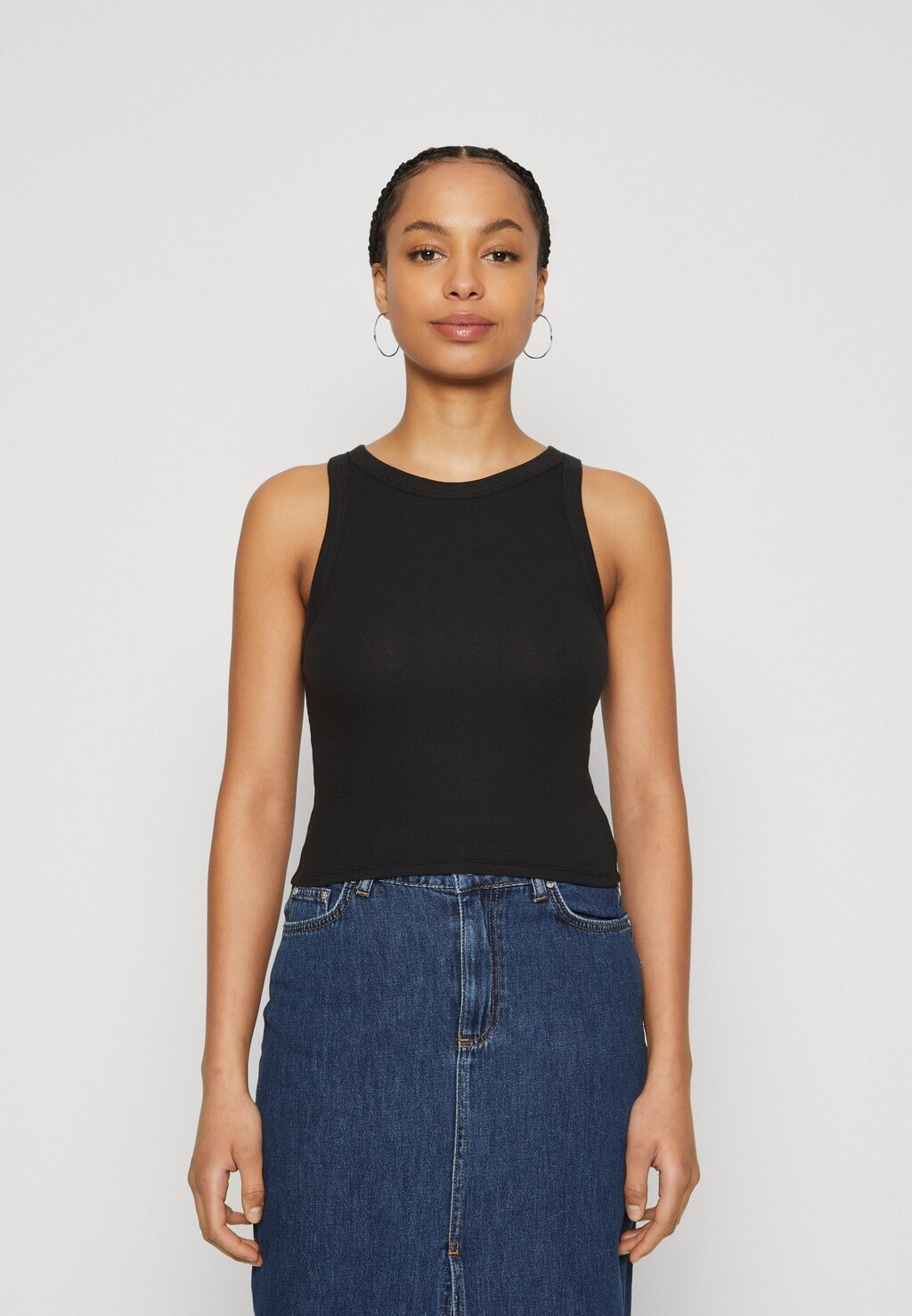 

Топ HIGH NECK TANK Hollister Co., цвет casual black