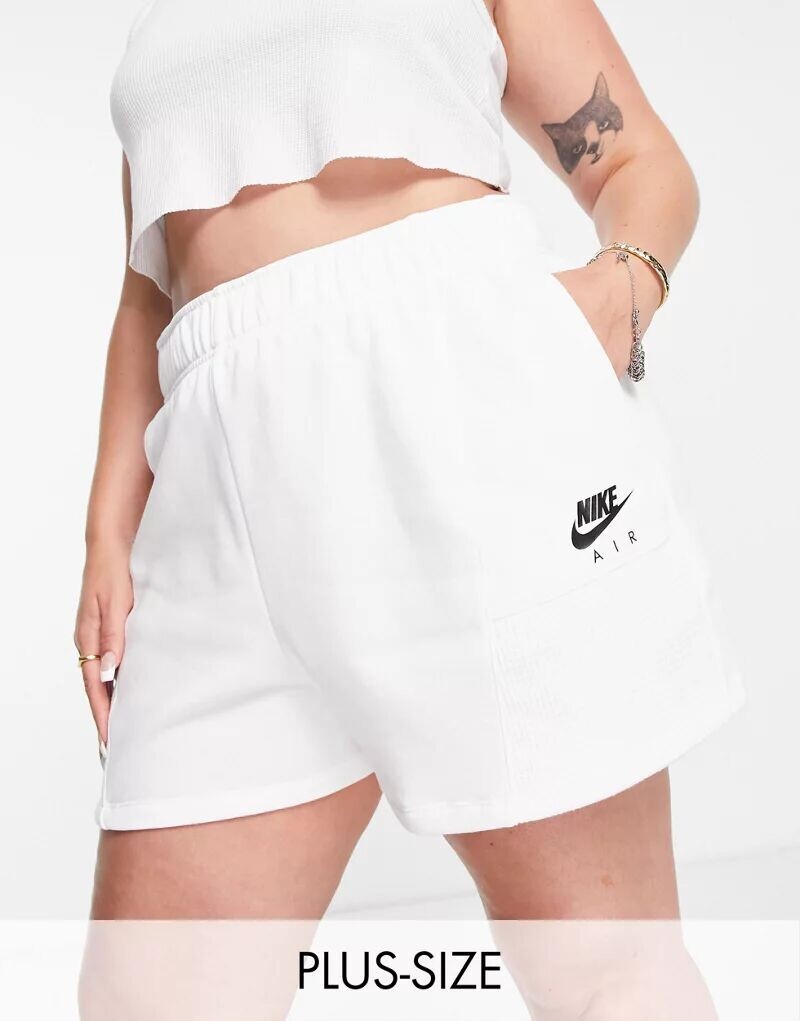

Белые шорты с завышенной талией Nike Air Plus