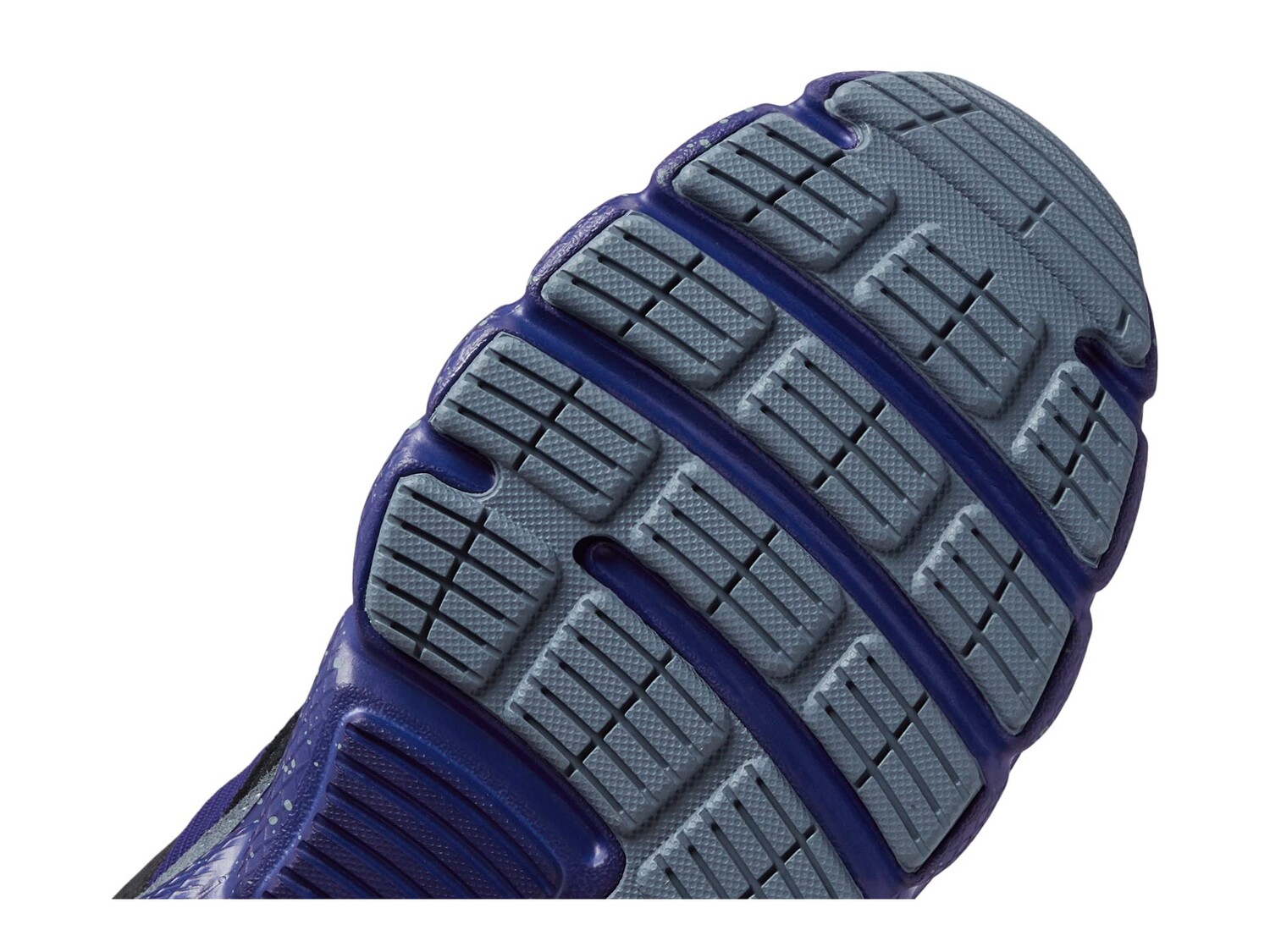 

Кроссовки Under Armour Charged Verssert