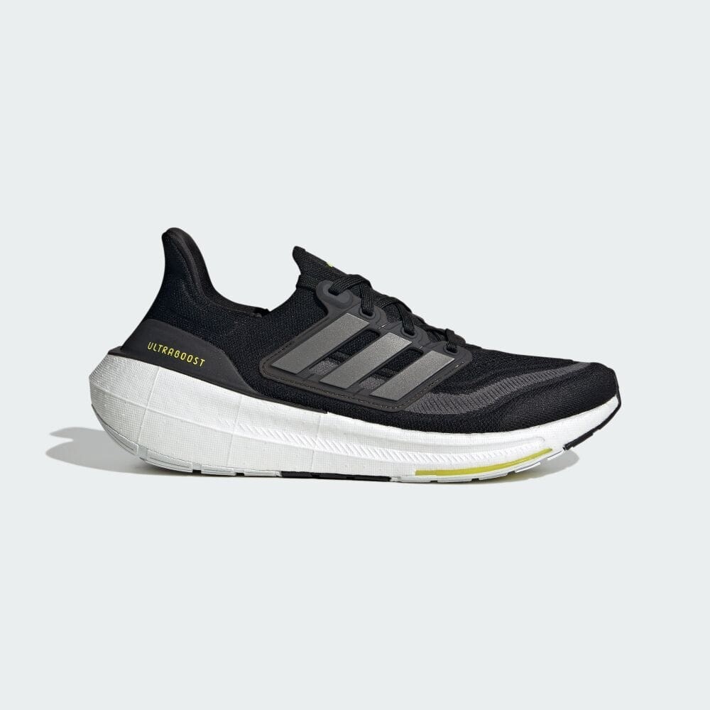 

Кроссовки Adidas ULTRABOOST LIGHT M, черный