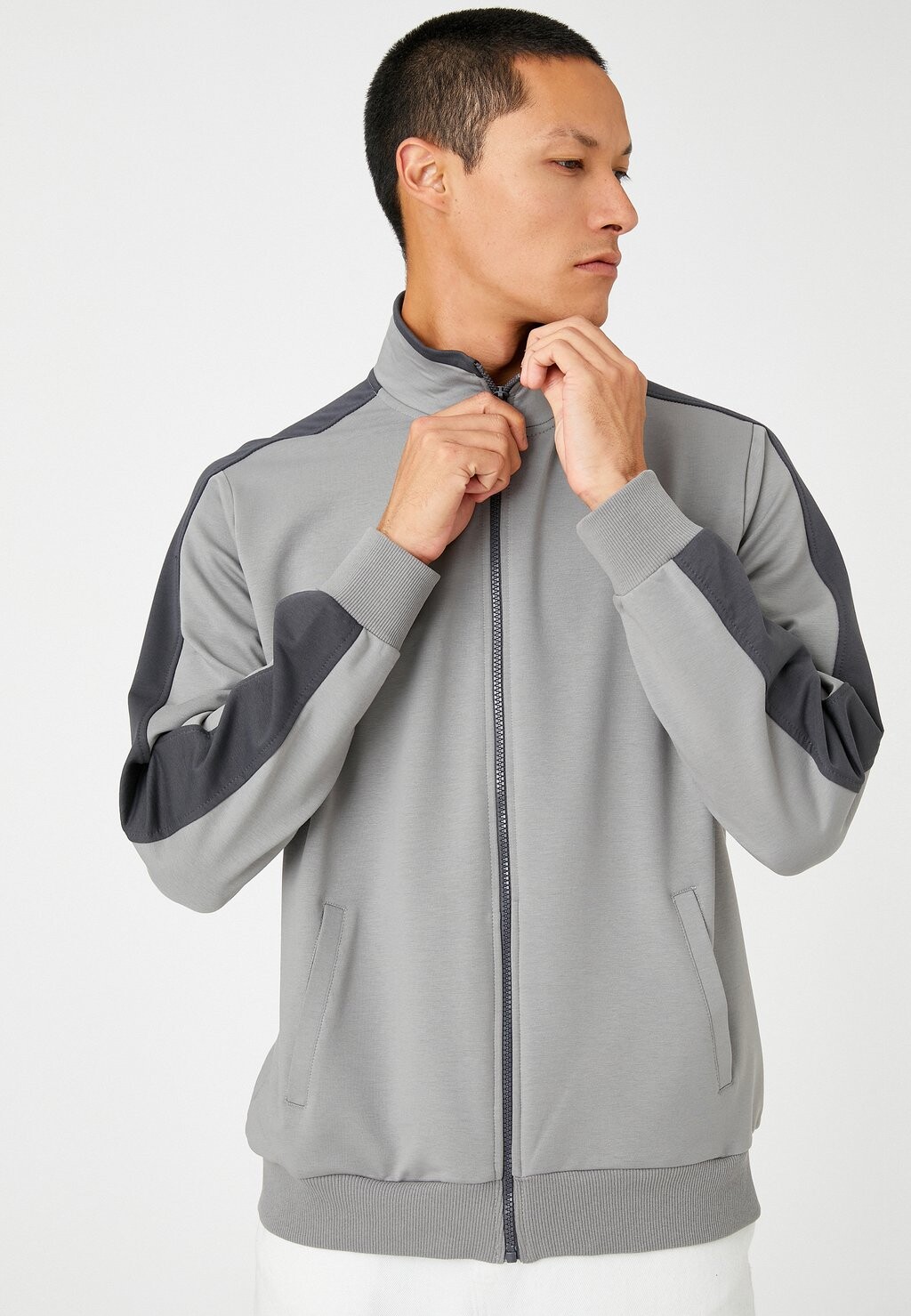 

Толстовка HIGH NECK POCKET DETAIL ZIPPERED Koton, цвет grey