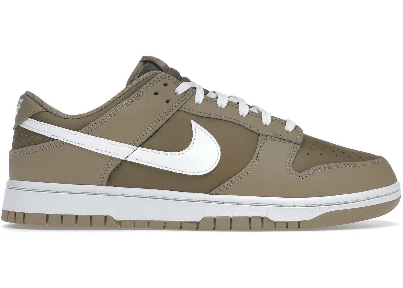 

Кроссовки Nike Dunk Low, коричневый