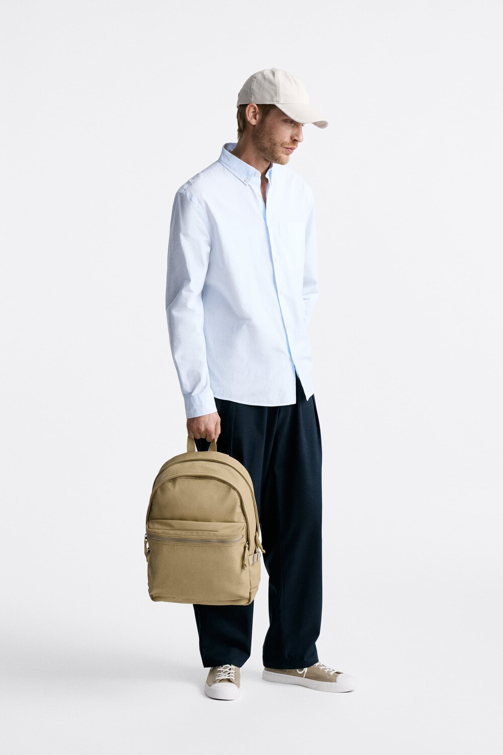 

Рюкзак из нейлона из нейлона Zara, песочно-коричневый