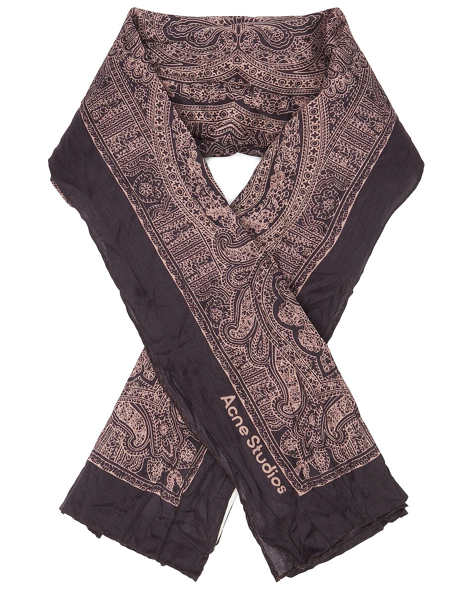 

Шарф Acne Studios Printed, цвет Aubergine Purple
