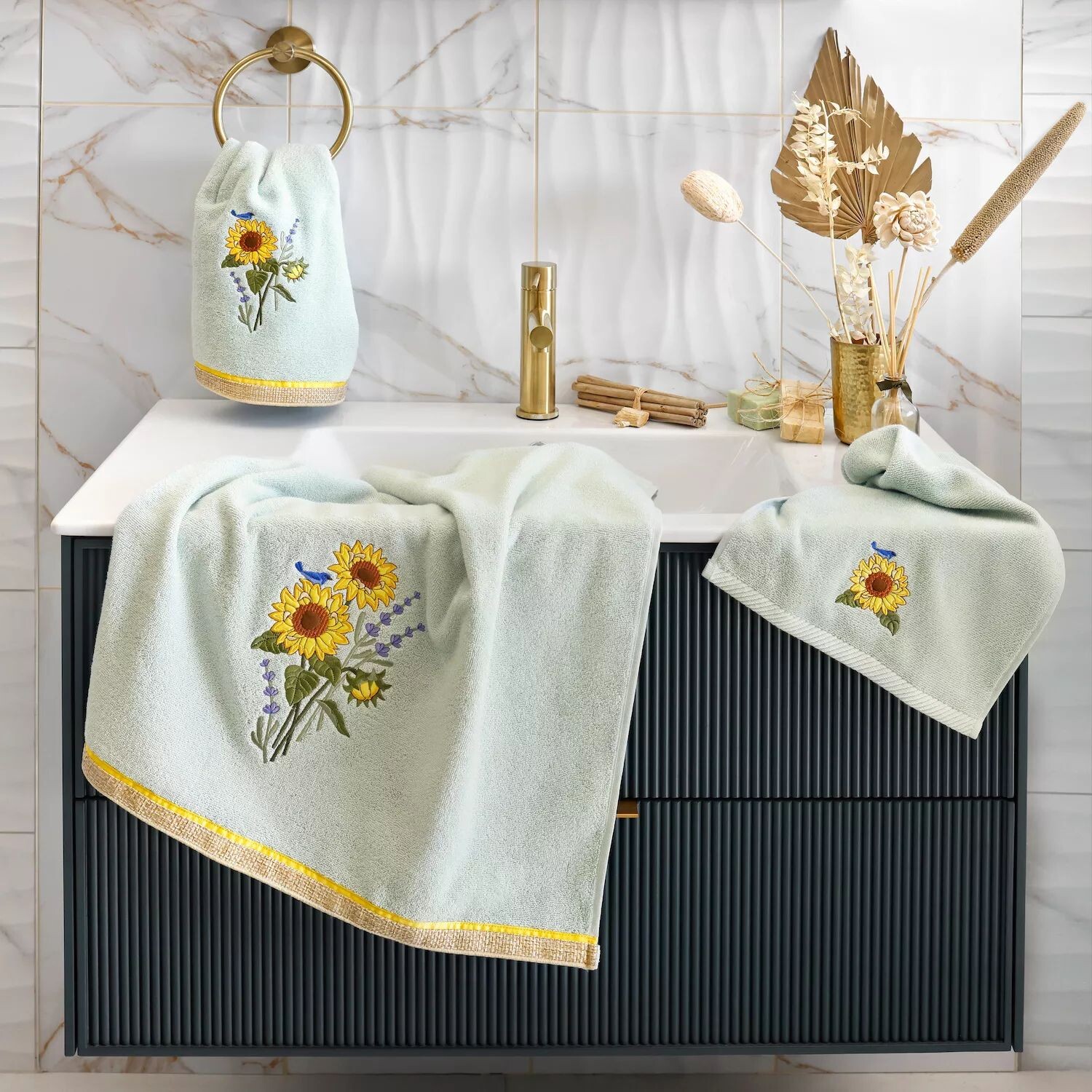 

Linum Home Textiles Турецкий хлопок Girasol Набор из 3 украшенных полотенец, белый
