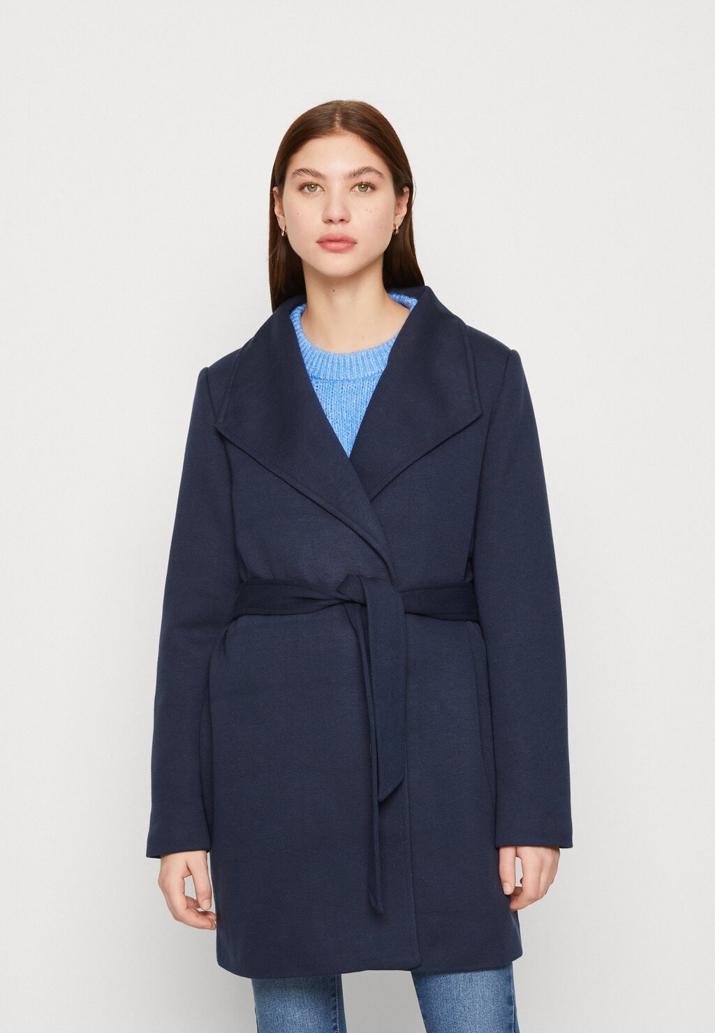 

Короткое пальто Vero Moda, темно-синий