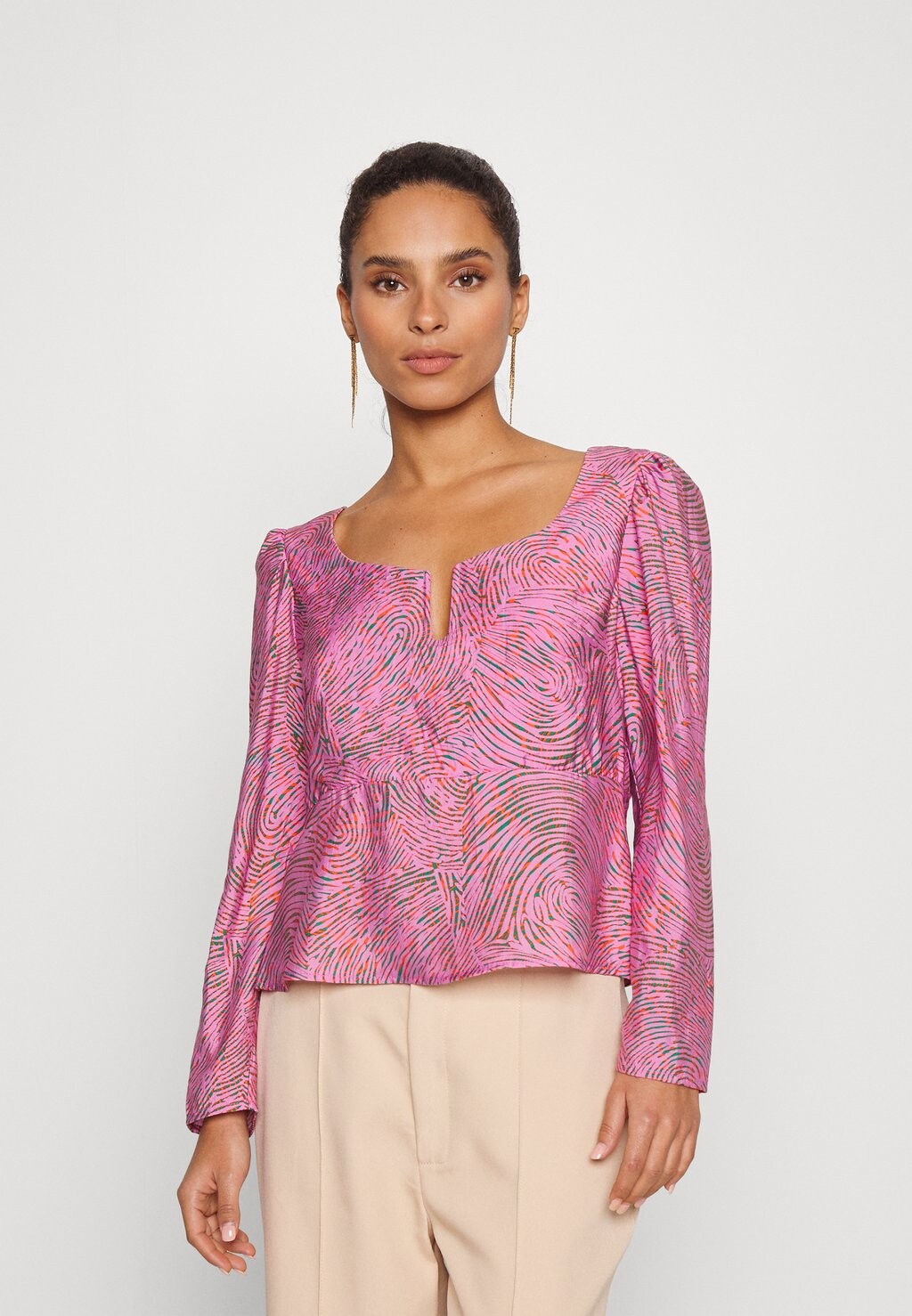 

Блузка Vero Moda