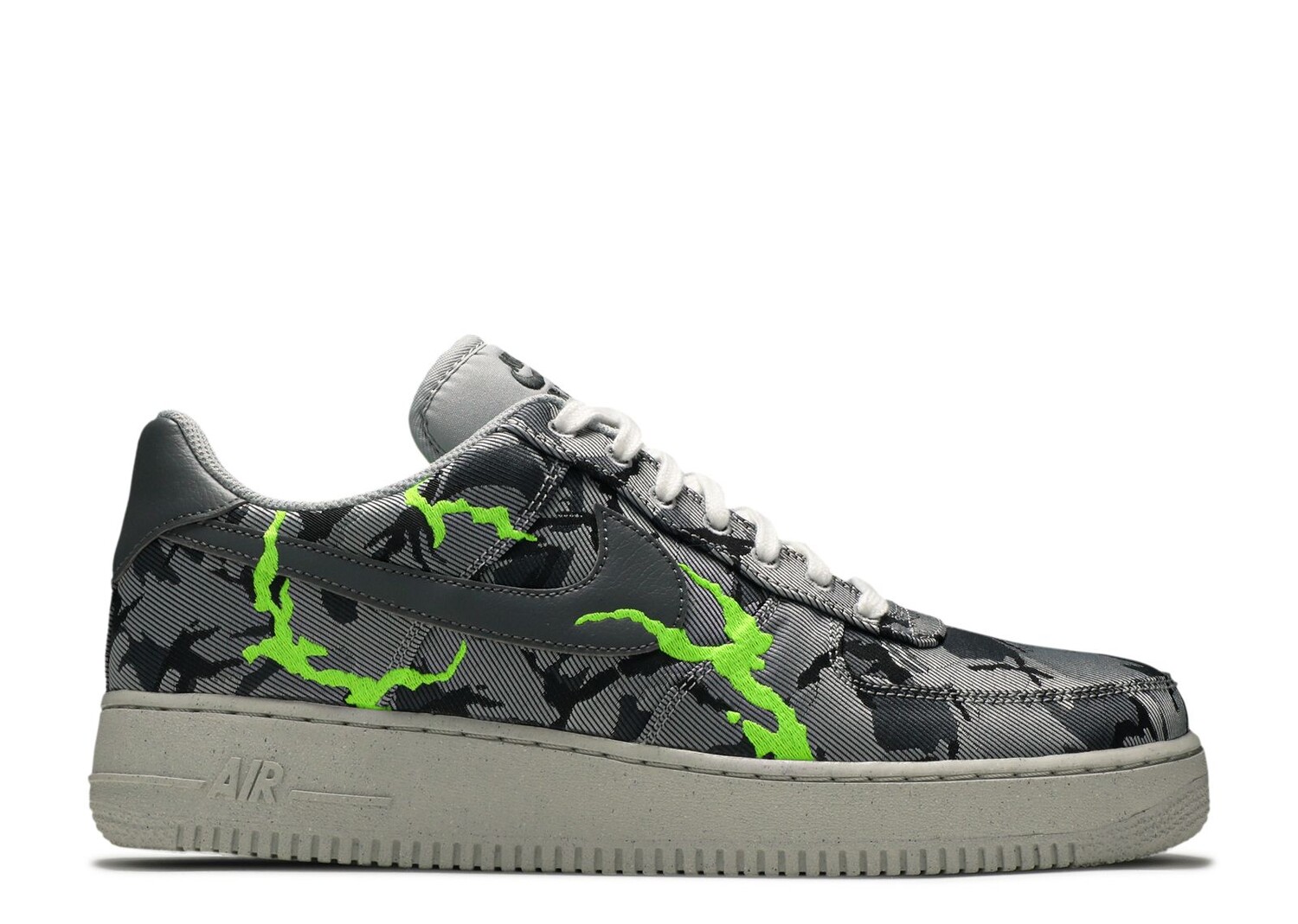 

Кроссовки Nike Air Force 1 '07 Lx 'Grey Camo', серый