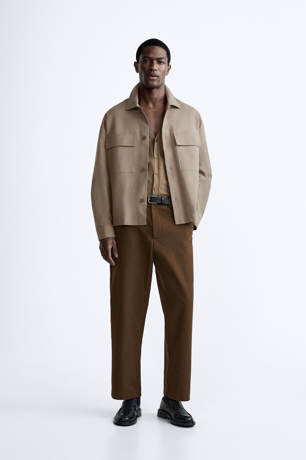 

Рубашка с карманами ZARA, кэмел