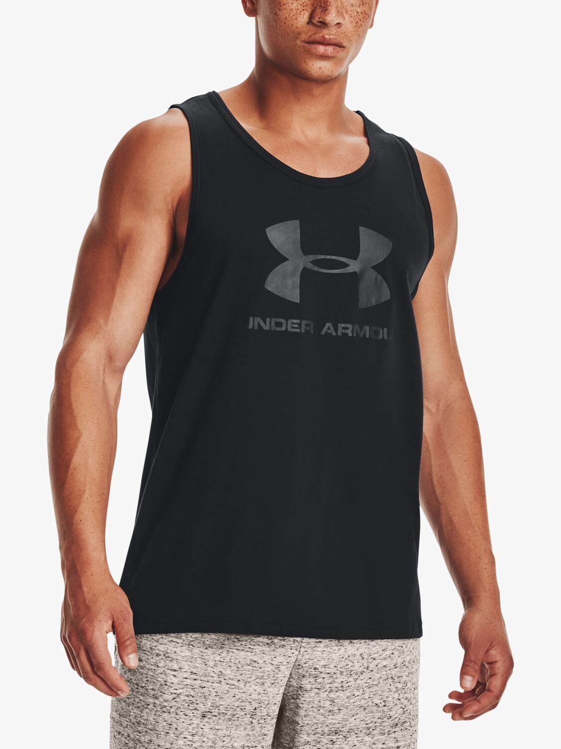 

Спортивный жилет с логотипом Under Armour Sportstyle