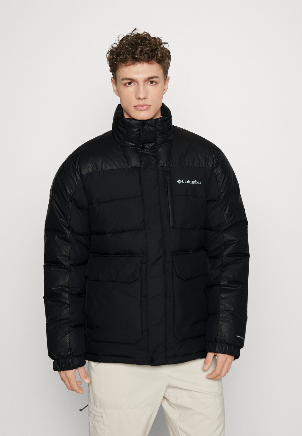 

Пуховик Columbia