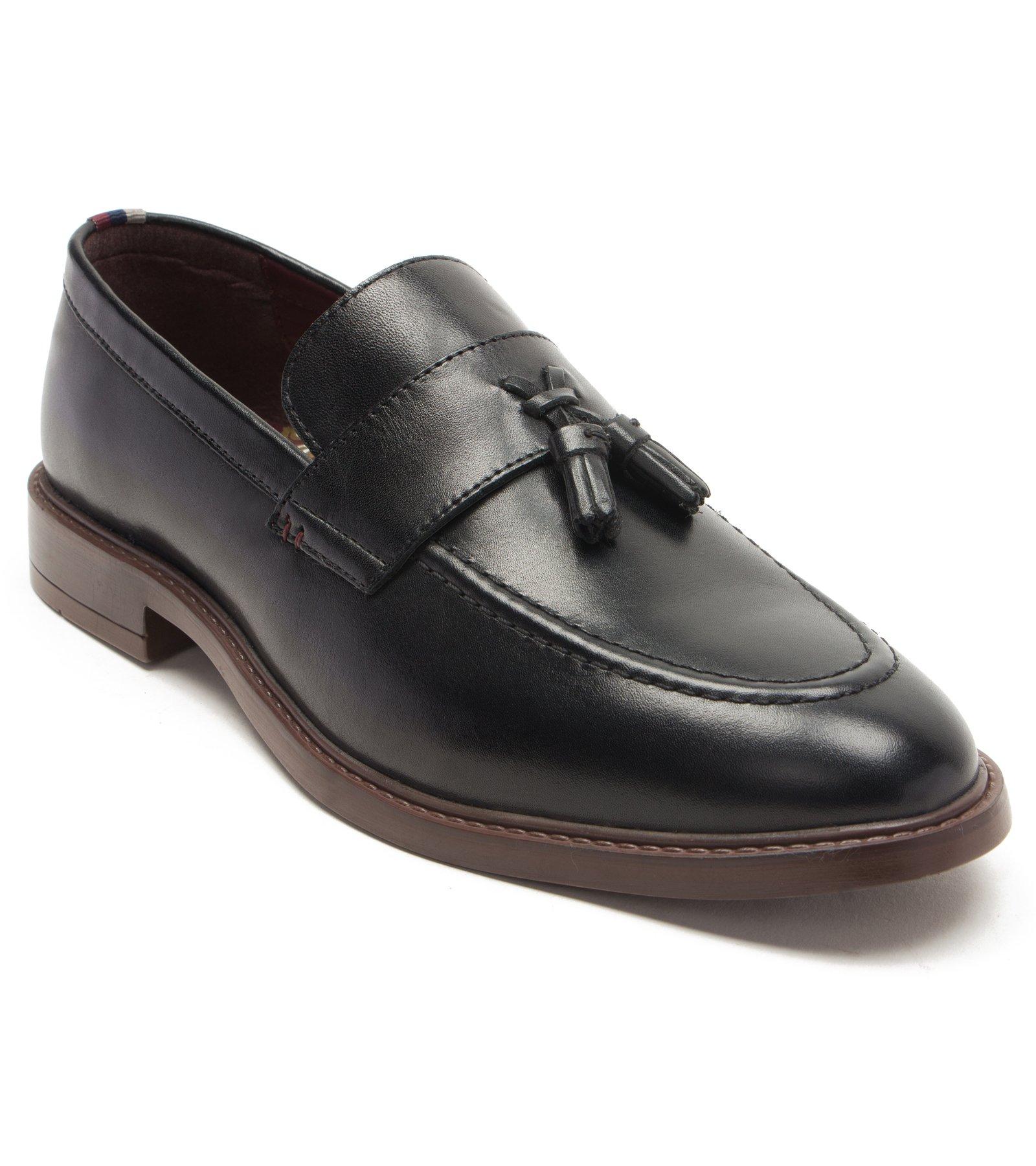 Кожаные туфли без шнуровки 'Clayton' в строгом стиле с кисточками Thomas Crick, черный