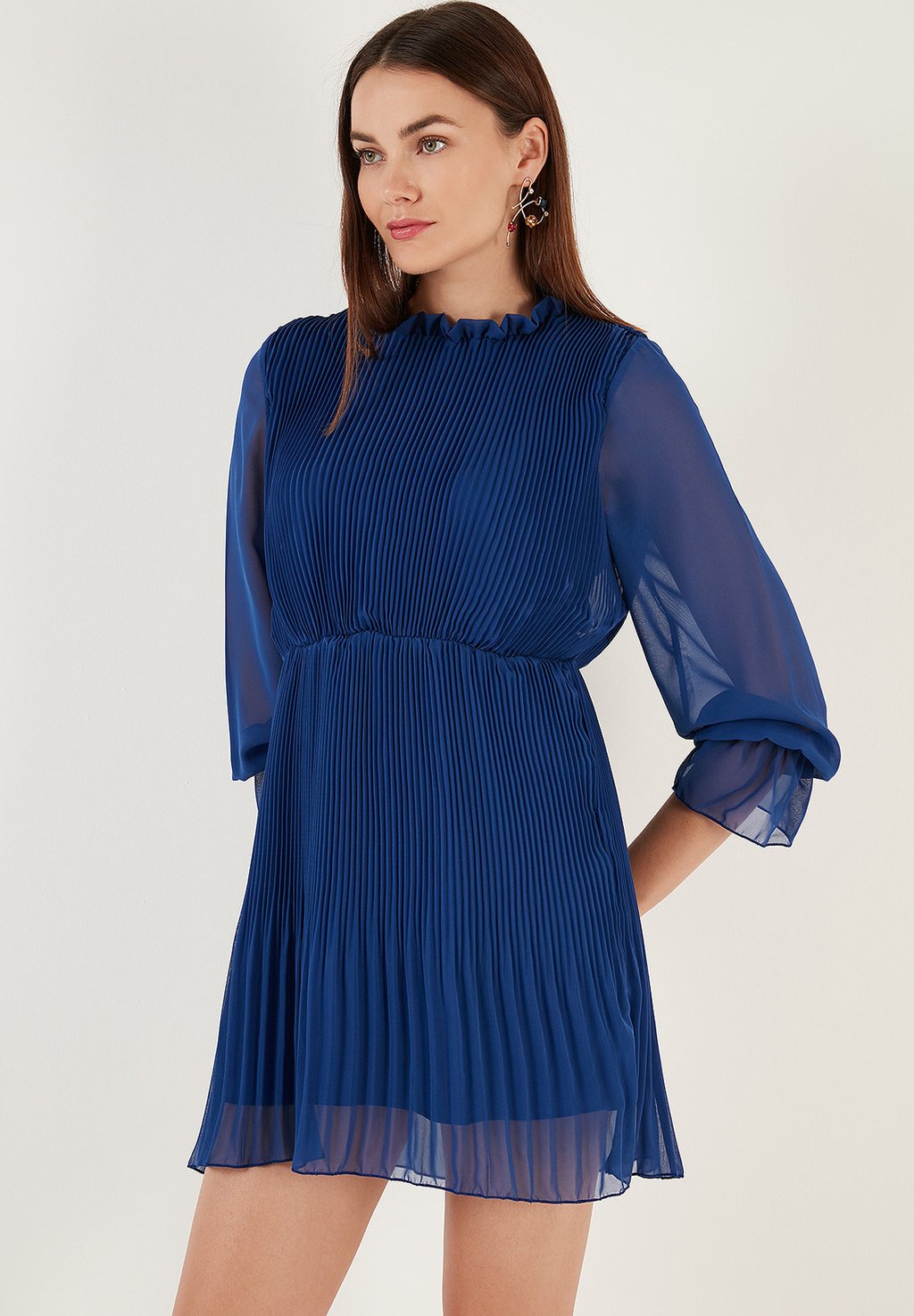 Летнее платье Regular Fit LELA, цвет royal blue брюки lela цвет royal blue