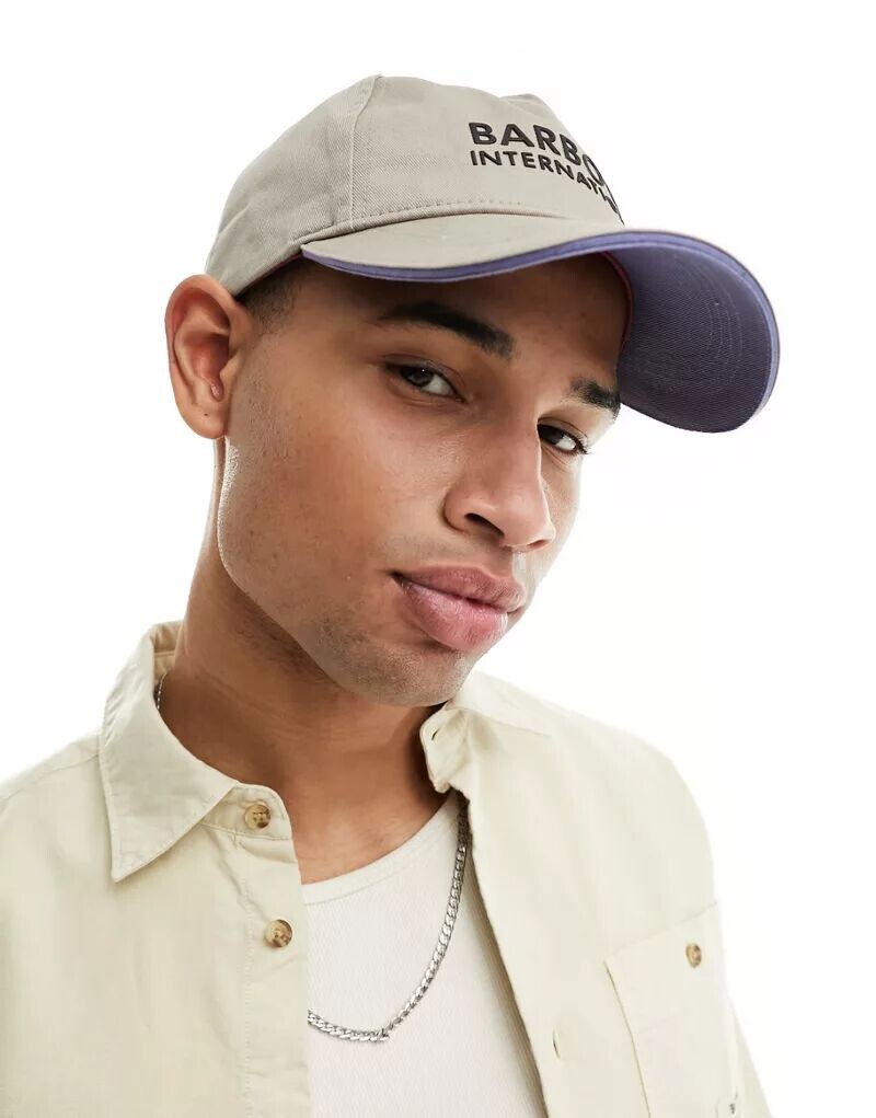 

Бежевая кепка с логотипом Barbour International Jackson