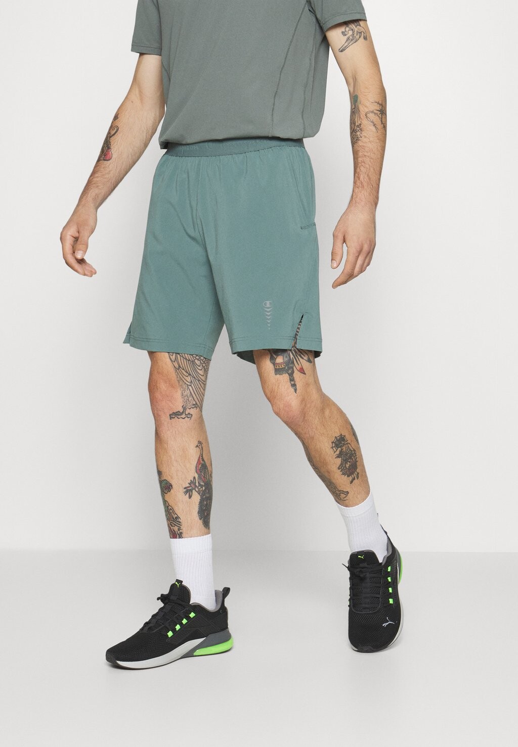 

Спортивные шорты Champion