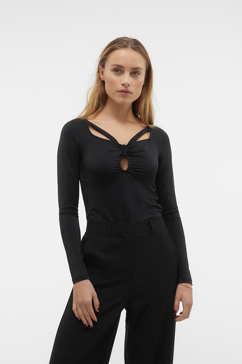 

Блузка с дырками Vero Moda, черный