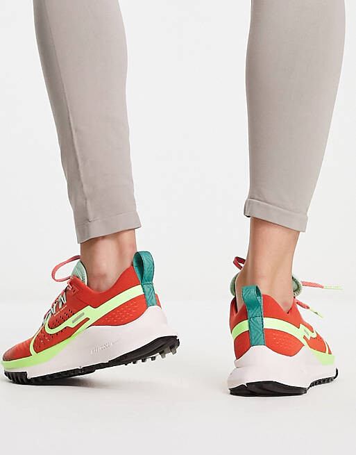 

Темно-оранжевые кроссовки Nike Running React Pegasus Trail 4