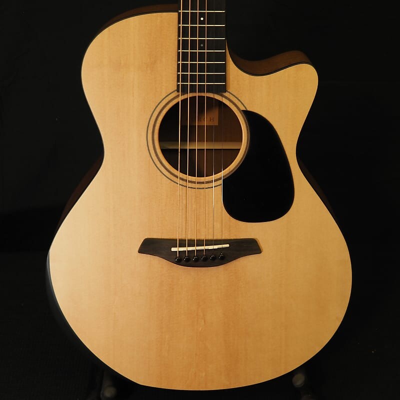 

Акустическая гитара Furch Blue Deluxe 2023 - Spruce/Walnut