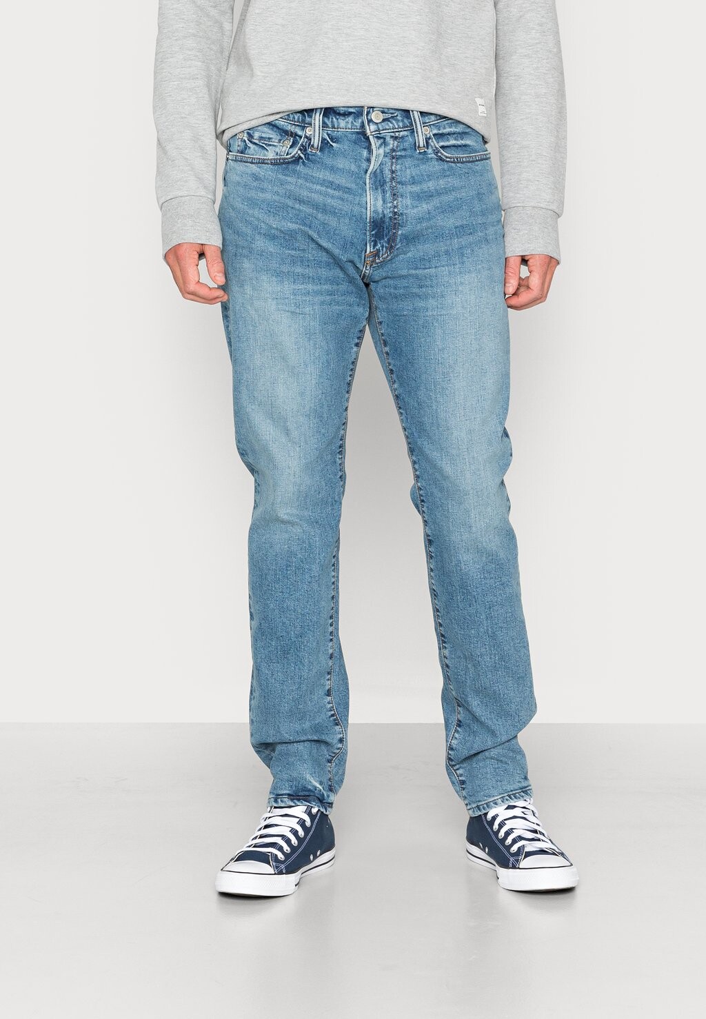 

Джинсы облегающего кроя Abercrombie & Fitch