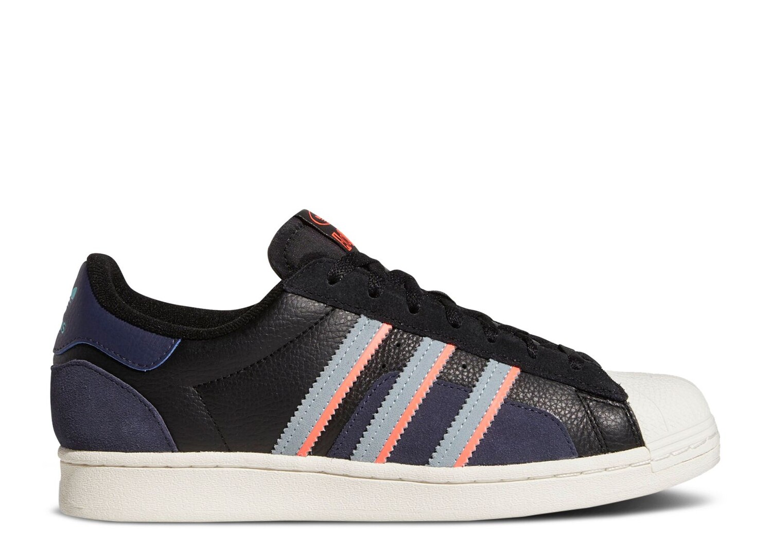 

Кроссовки adidas Superstar 'Black Magic Grey', черный