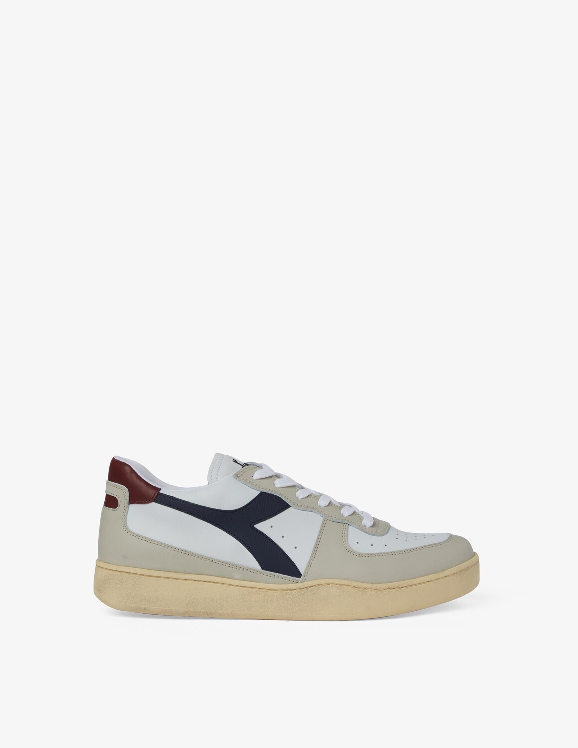 

Кроссовки mi корзину low б/у 75007 Diadora, белый