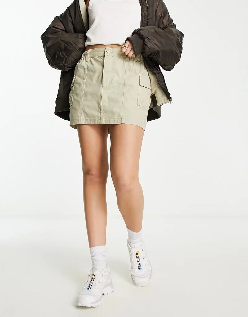 

Короткая зеленая юбка карго ASOS
