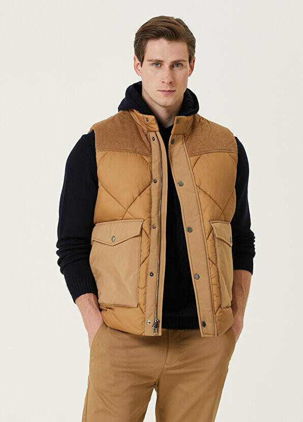 

Подробный пуховый жилет camel garni Michael Kors