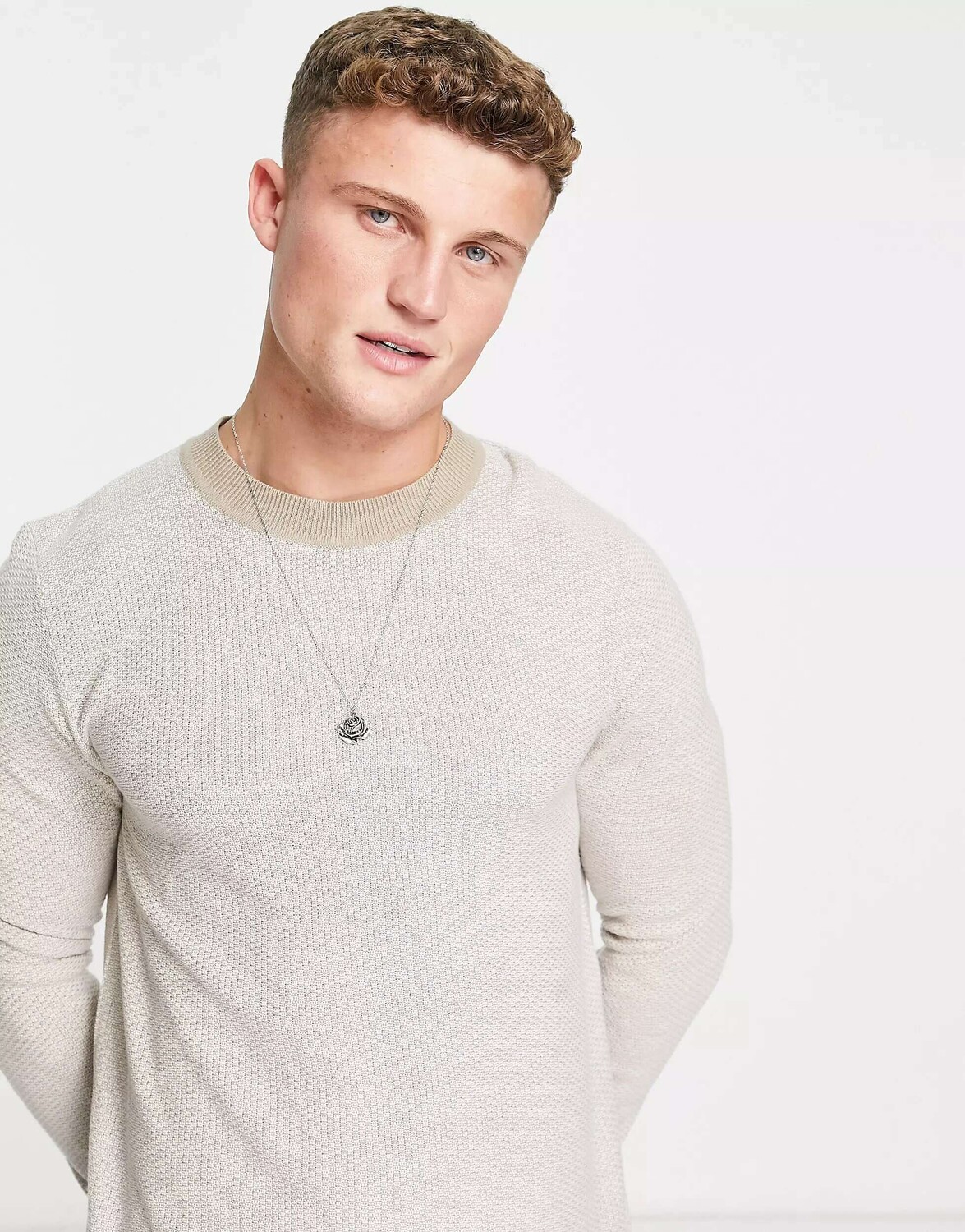 

Бежевый фактурный джемпер с круглым вырезом Jack & Jones Originals